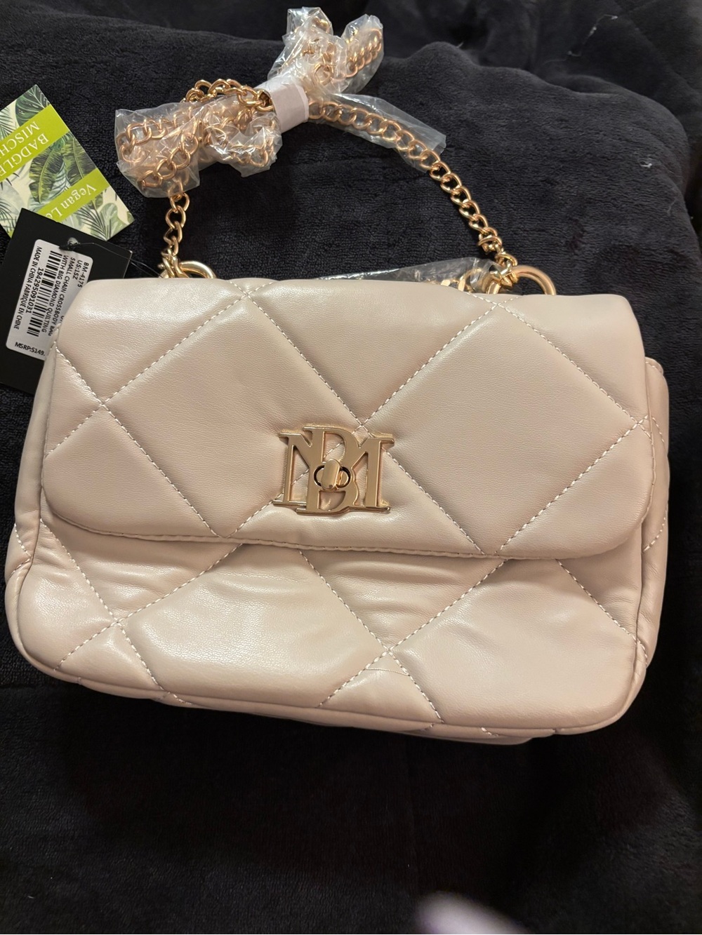 Badgley Mischka Quilted Cream Shoulder Bag with Gold Chain